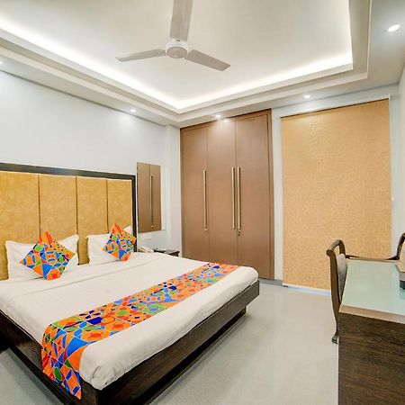Fabhotel Exotica Greenpark Nové Dillí Exteriér fotografie
