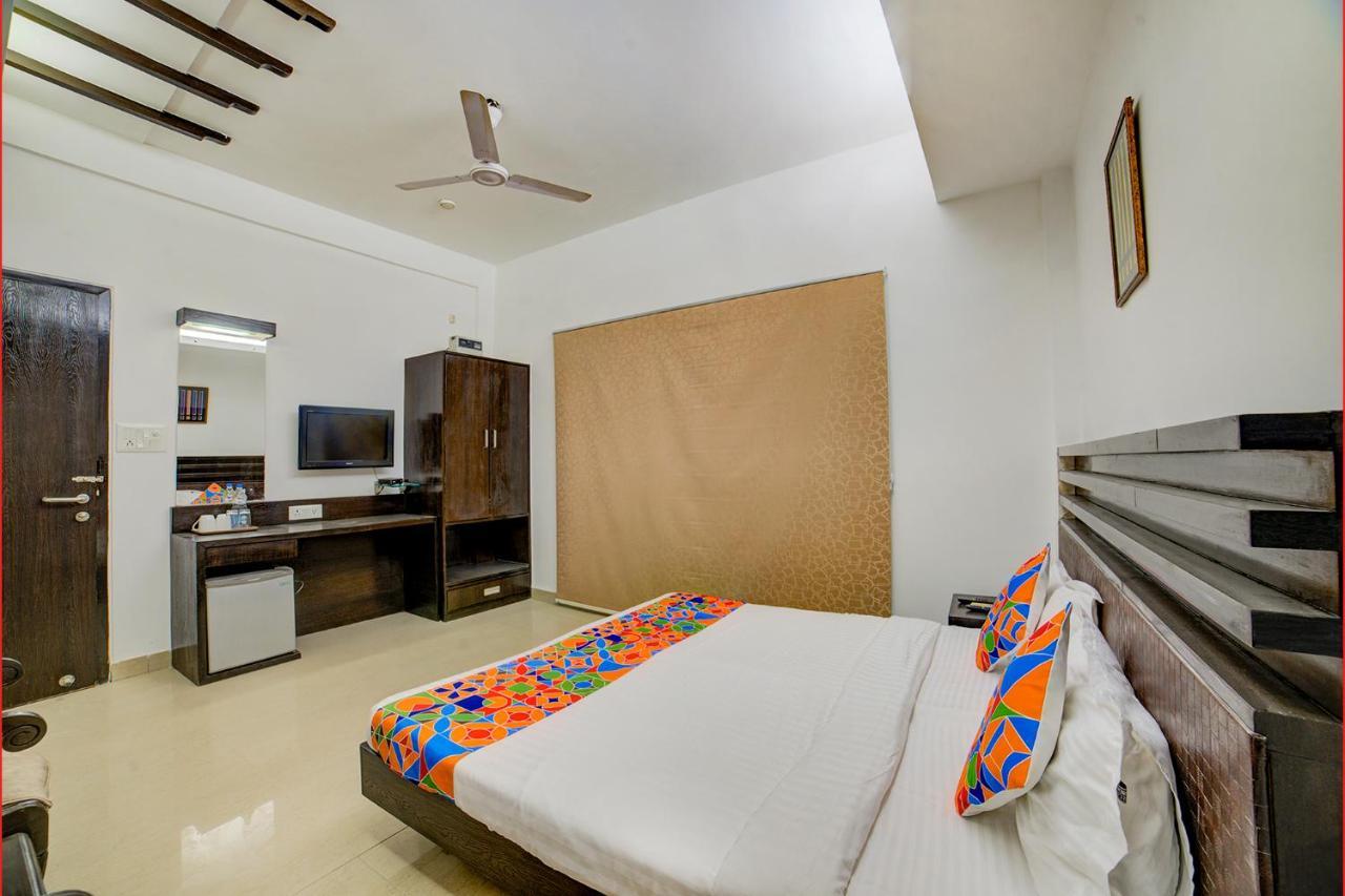 Fabhotel Exotica Greenpark Nové Dillí Exteriér fotografie